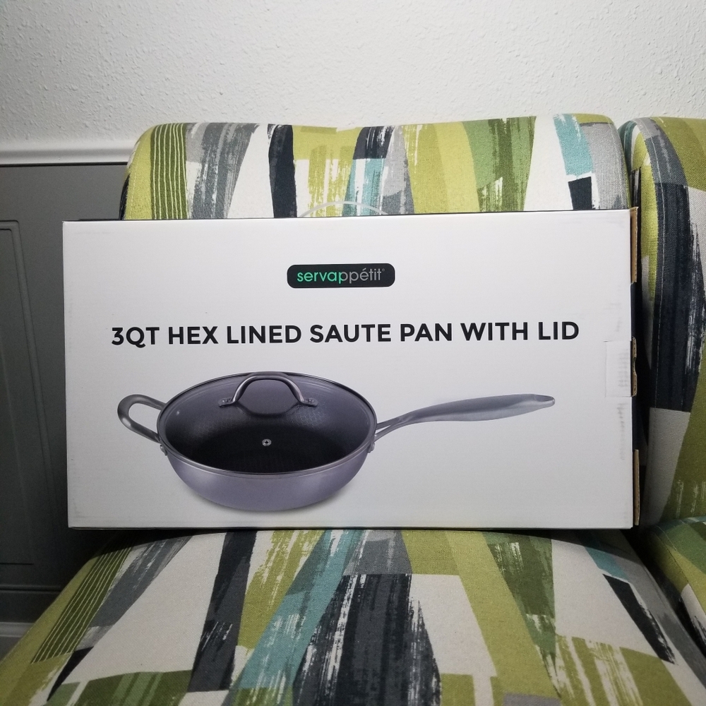 Servappetit 3QT Hex Lined Saute Pan With Lid 11 inches Diameter NIB